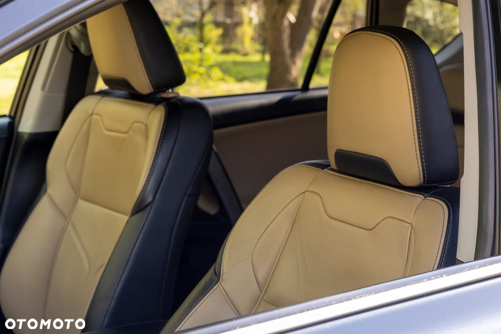 Toyota RAV4 - 22