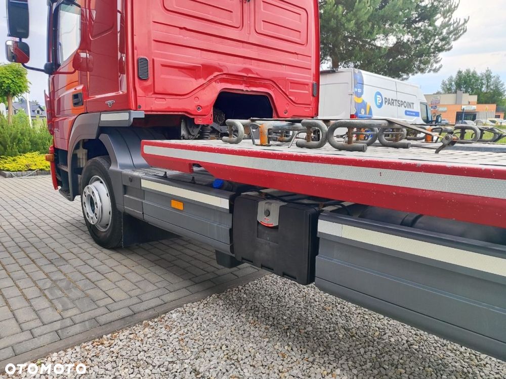 Mercedes-Benz Atego - 24