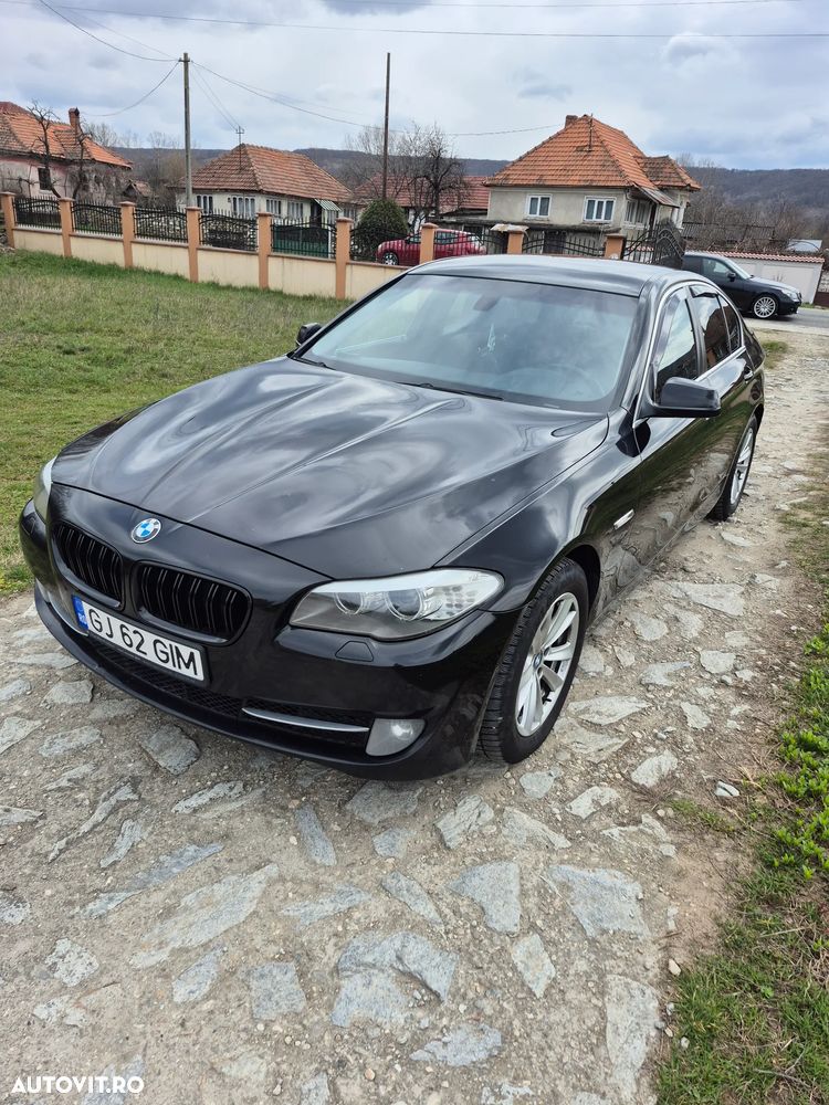 BMW Seria 5 520d - 15