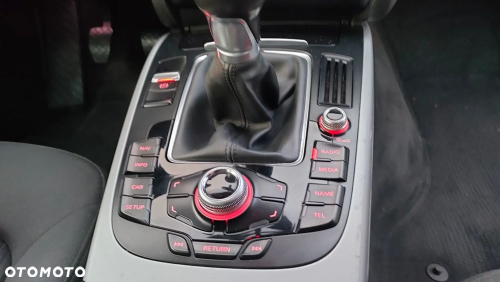 Audi A4 Avant 2.0 TDI quattro - 7