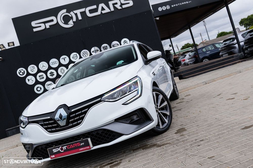 Renault Mégane Sport Tourer 1.5 Blue dCi R.S. Line EDC - 4