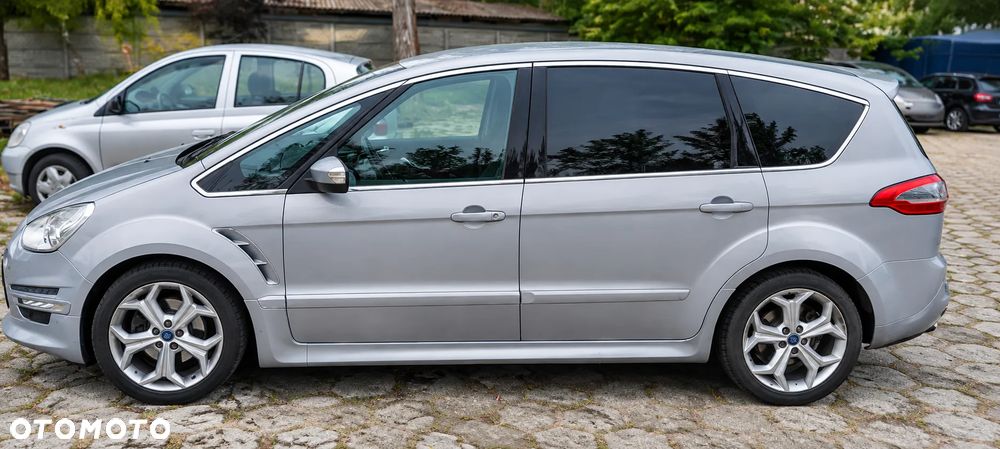 Ford S-Max 2011 photo 3