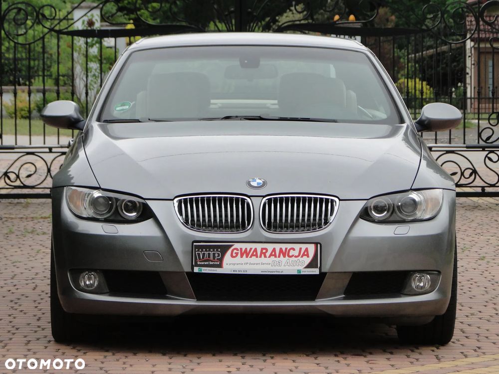 BMW Seria 3 320i - 5