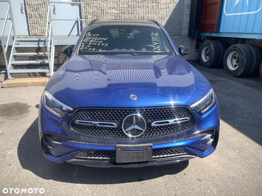Mercedes-Benz GLC 300 mHEV 4-Matic AMG Line - 2