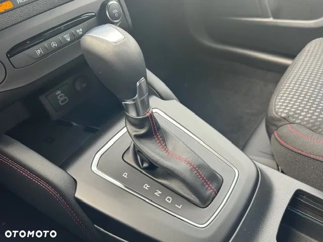 Ford Focus 1.0 EcoBoost mHEV ST-Line X - 4