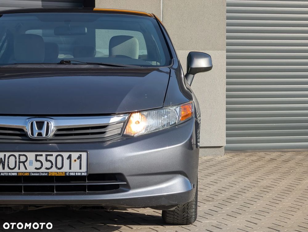 Honda Civic 1.8 Executive i-SHIFT - 4