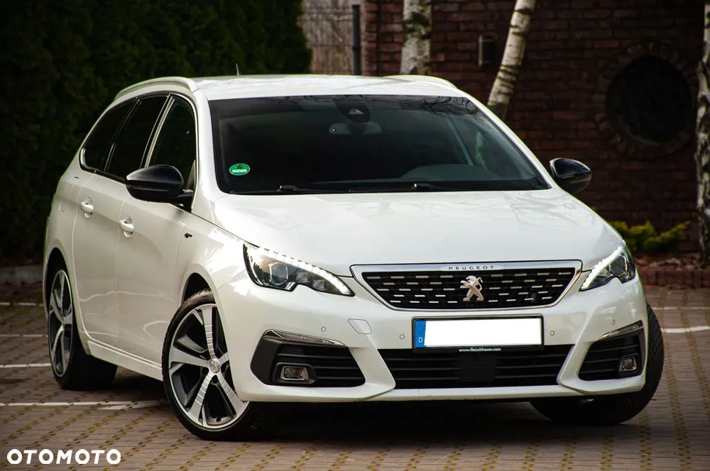 Peugeot 308 - 1