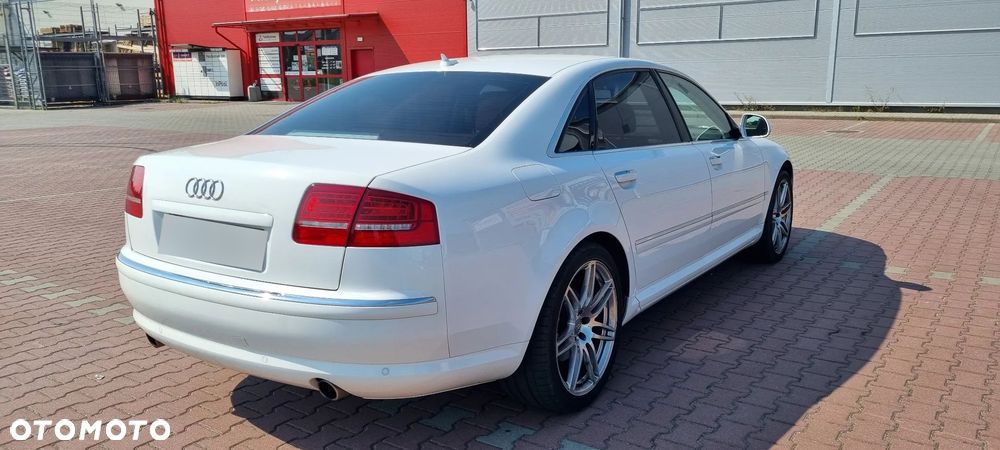 Audi A8 4.2 FSI Quattro - 5