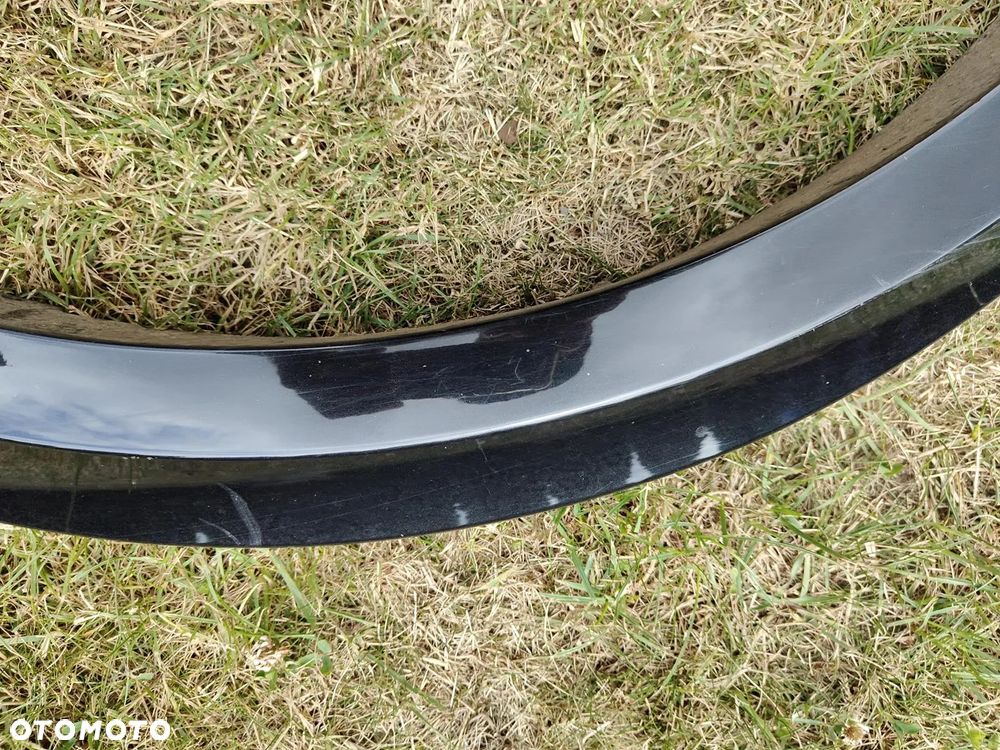 MERCEDES ML W164 AMG LISTWA Błotnika Tylnego Na Tylny Błotnik AMG 197 - 5