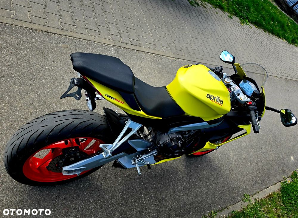 Aprilia RS - 7