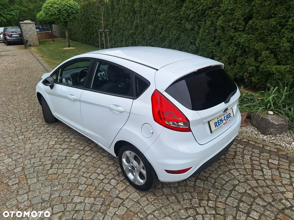 Ford Fiesta - 31