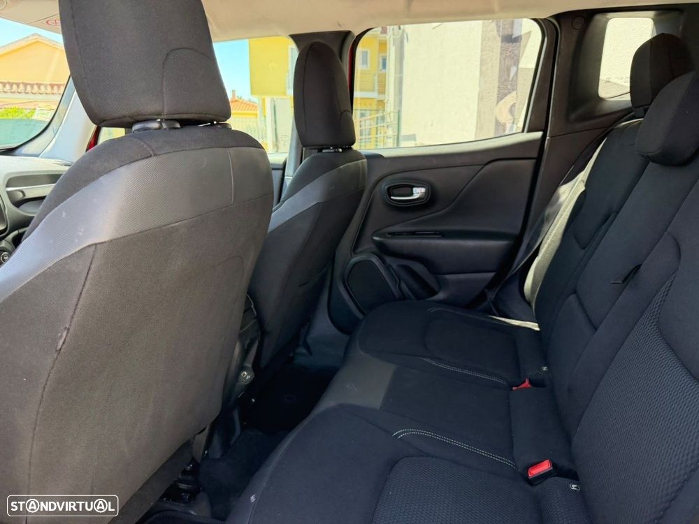 Jeep Renegade 1.0 T Limited - 8