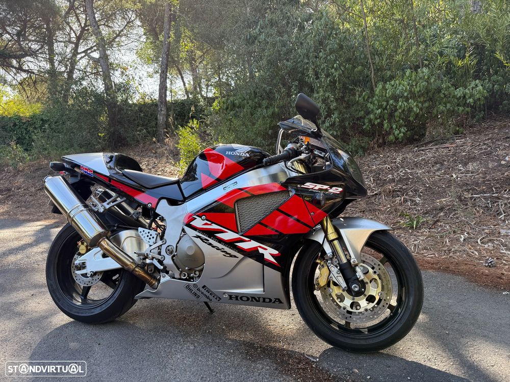 Honda VTR 1000 Sp2 - 5