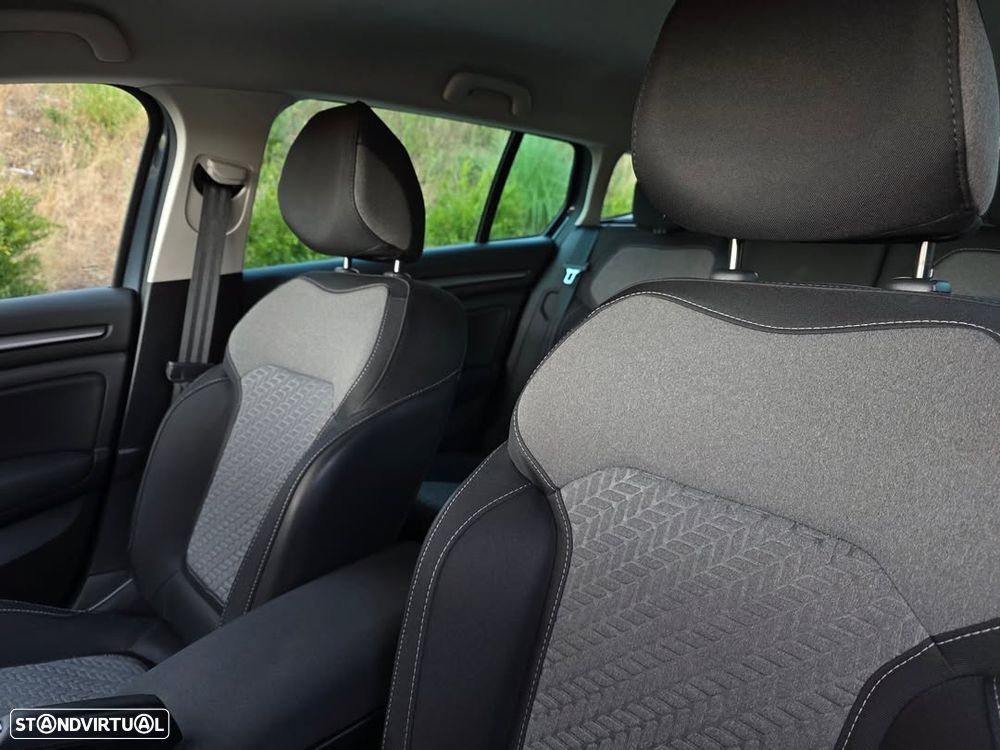 Renault Mégane Sport Tourer 1.5 Blue dCi Limited - 6