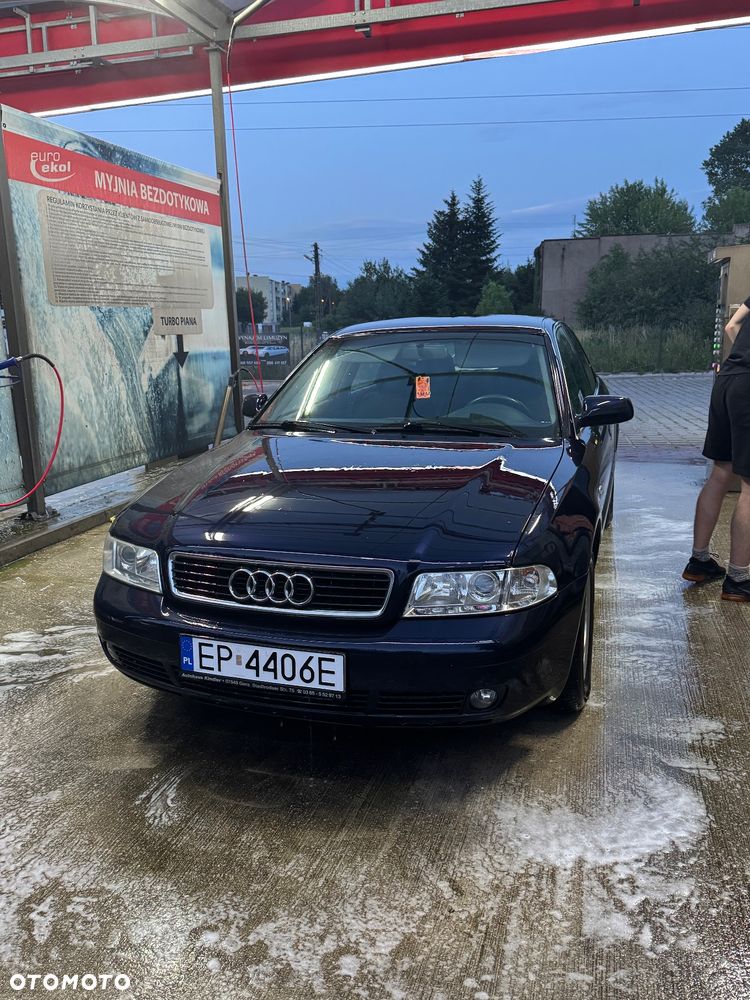Audi A4 Limousine 1.6 - 1