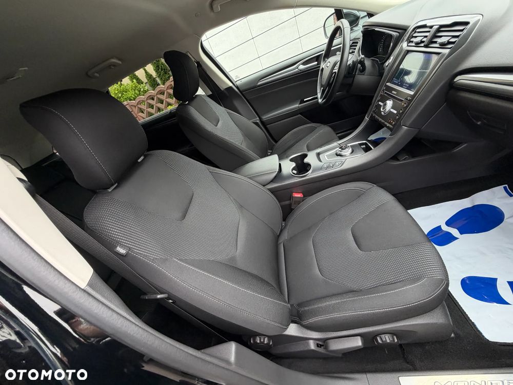 Ford Mondeo SW 2.0 EcoBlue Titanium - 12
