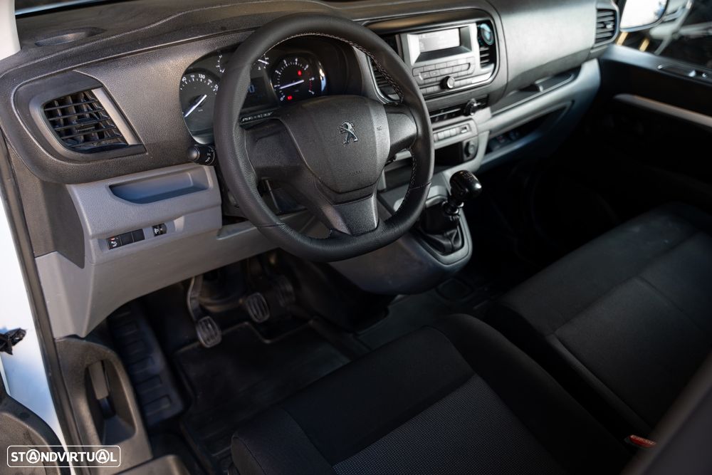 Peugeot Expert 6 lugares - 10