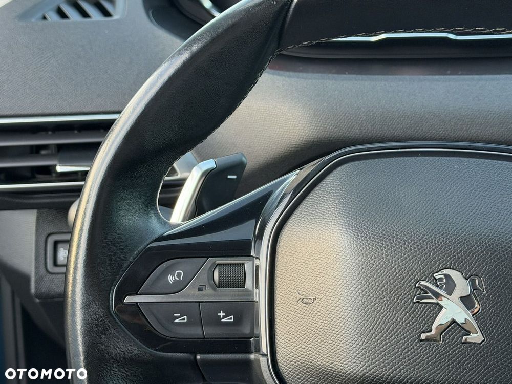 Peugeot 3008 BlueHDi 130 Stop & Start EAT8 Allure Pack - 23