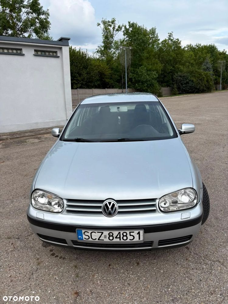 Volkswagen Golf 1.6 Comfortline - 1