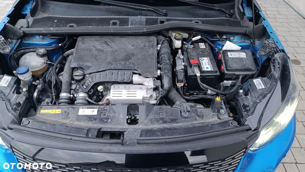 Peugeot 2008 PureTech 130 Allure Pack - 23