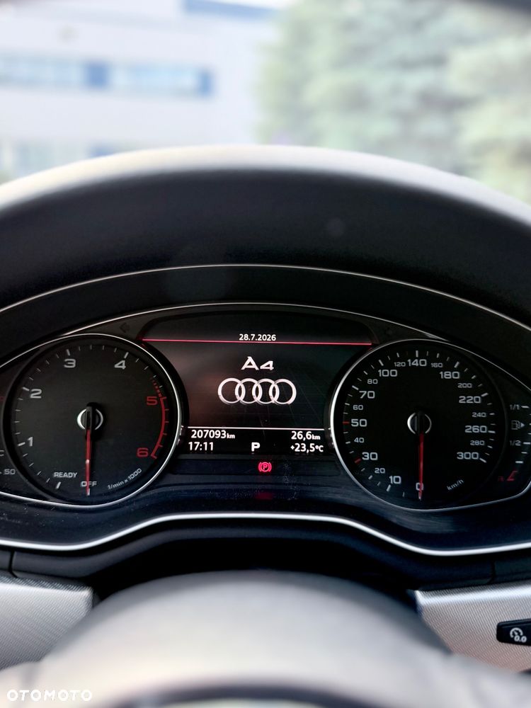 Audi A4 Avant 2.0 TDI S tronic - 16