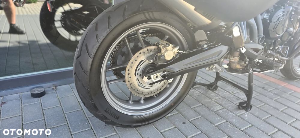 Triumph Tiger - 19