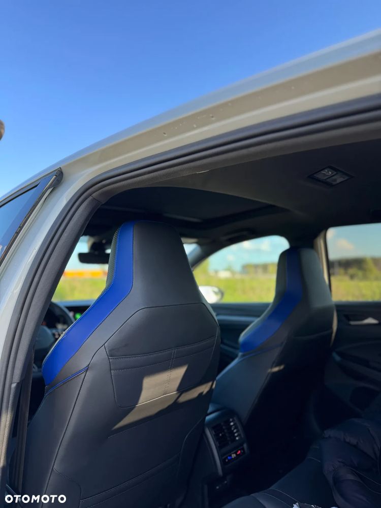 Volkswagen Golf - 9