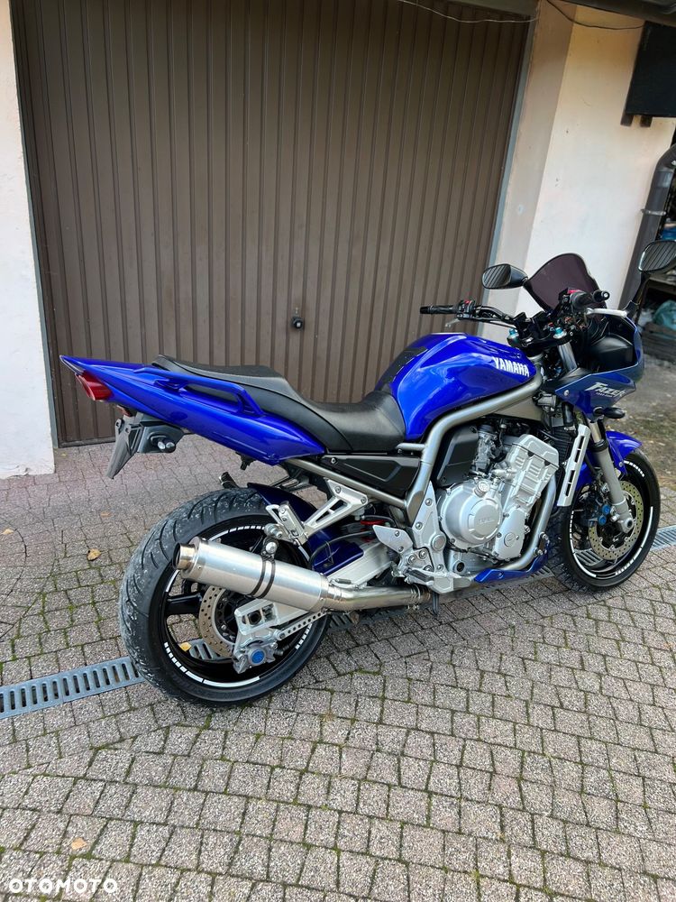 Yamaha FZS - 3