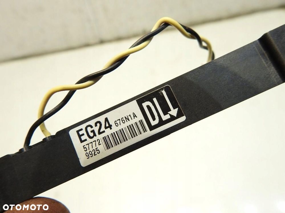 WZMACNIACZ ANTENA MAZDA CX-7 X011C57772 090925 - 6