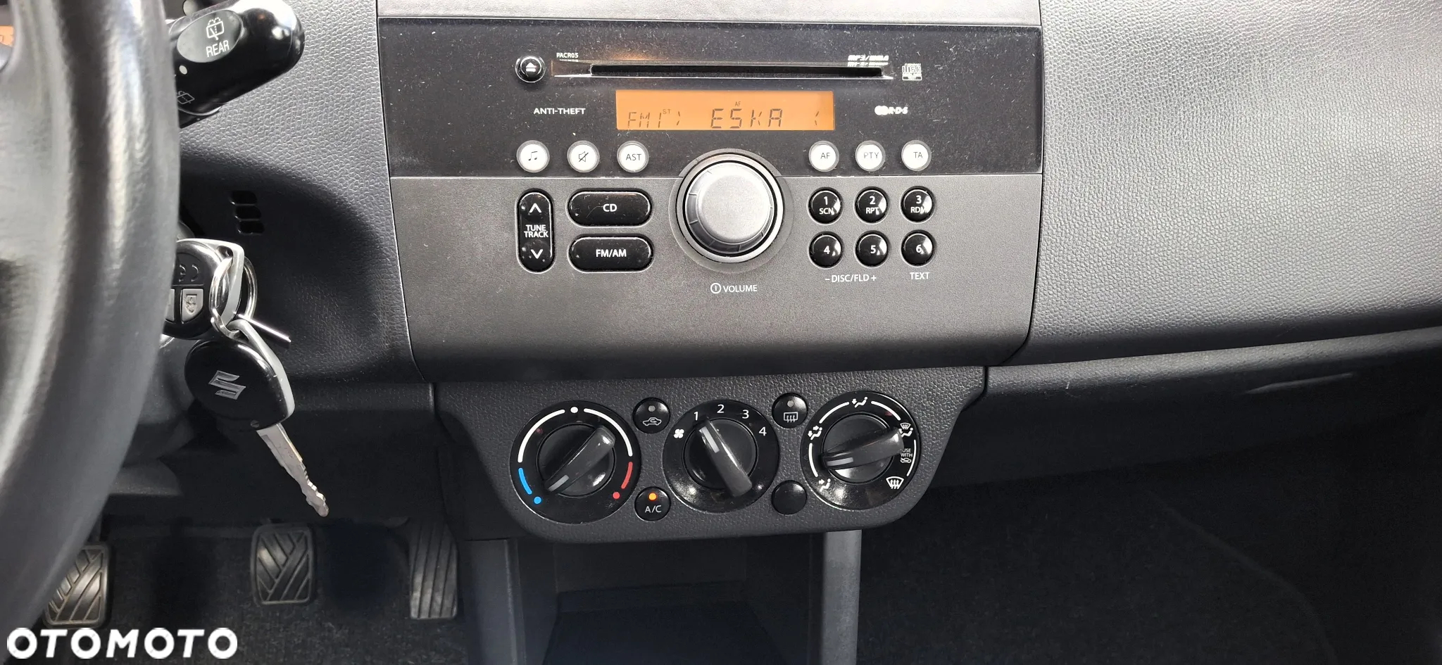Suzuki Swift 1.3 4x4 Comfort - 22