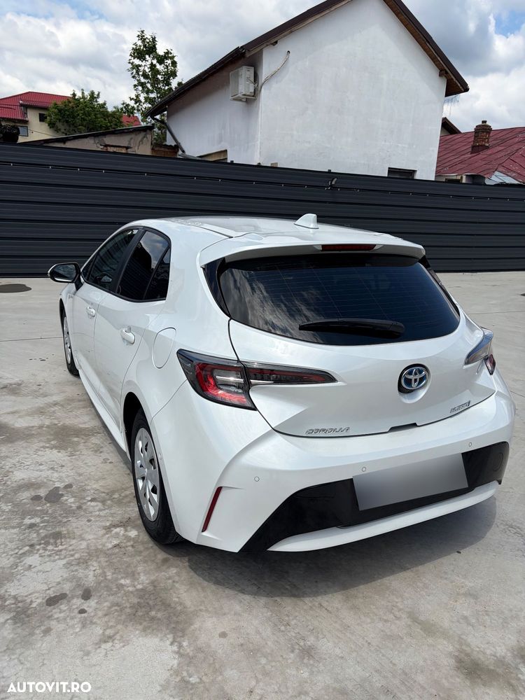 Toyota Corolla 1.8 HSD Dynamic - 8