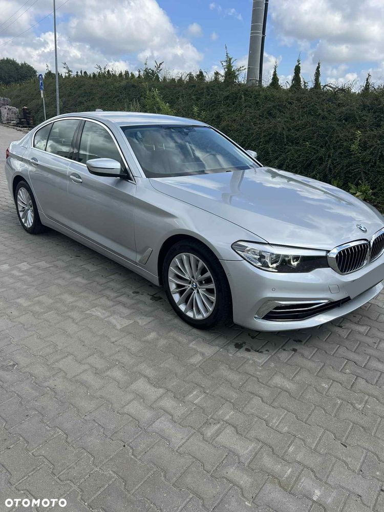 BMW Seria 5 520i GPF Luxury Line - 3