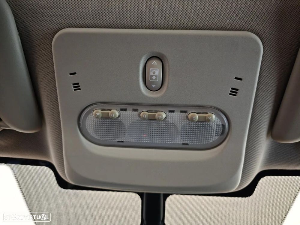 Nissan Qashqai 1.5 dCi N-Connecta - 18