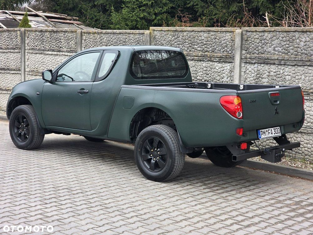 Mitsubishi L200 Pick Up 4x4 Intense Club Cab - 6