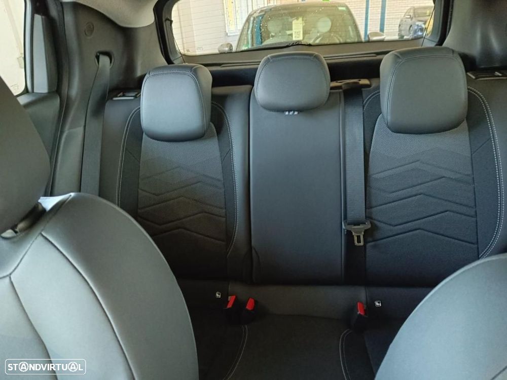 Jeep Avenger 1.2 GSE T3 Altitude - 6