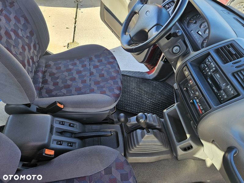 Ford Maverick 2.4 - 20
