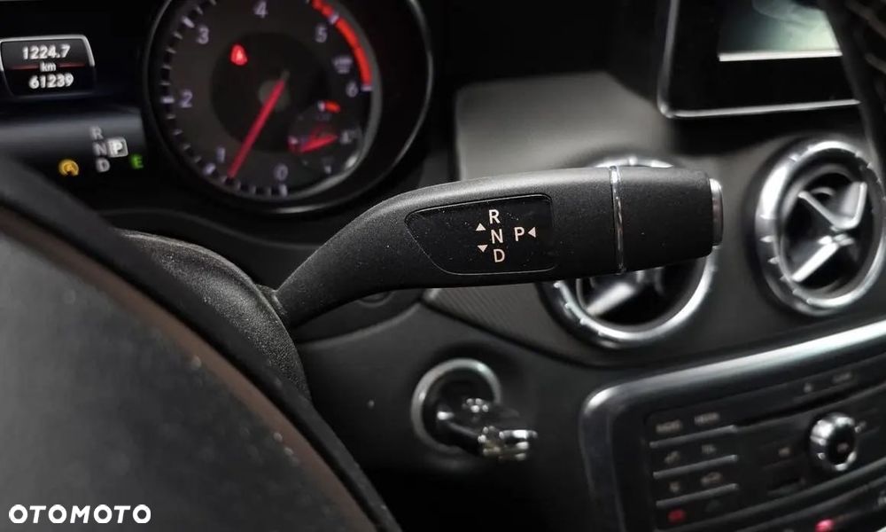 Mercedes-Benz CLA 220 (CDI) d 7G-DCT - 9