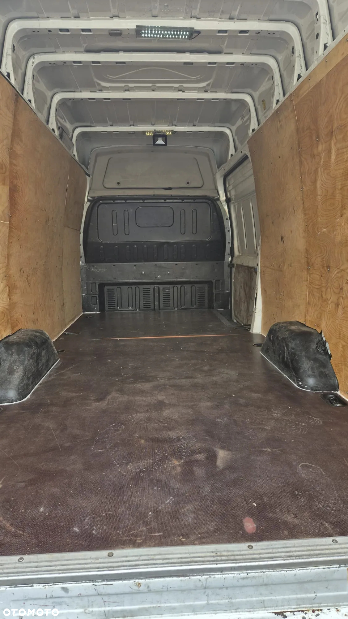 Ford TRANSIT JUMBO - 4