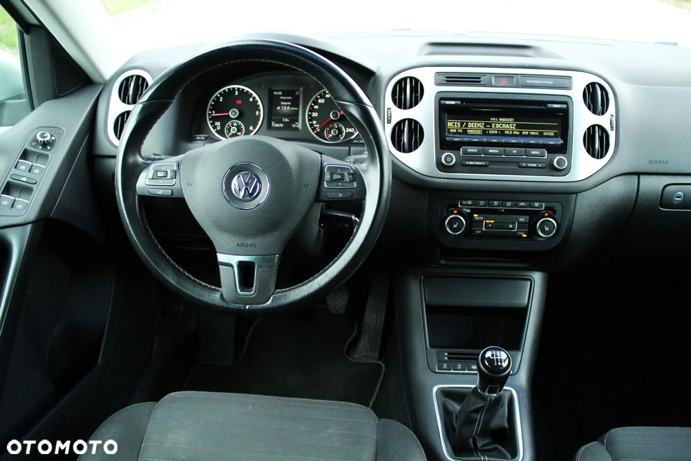 Volkswagen Tiguan 2.0 TDI DPF BlueMotion Technology Sport & Style - 10