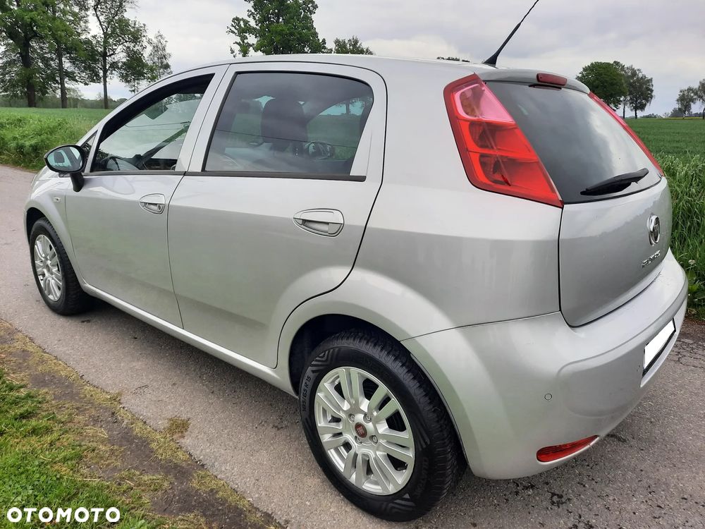 Fiat Punto Evo 1.2 8V Young II - 19