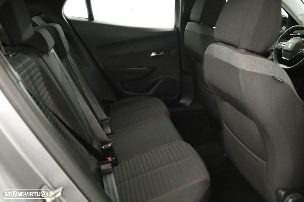 Peugeot 2008 1.2 PureTech Active - 23