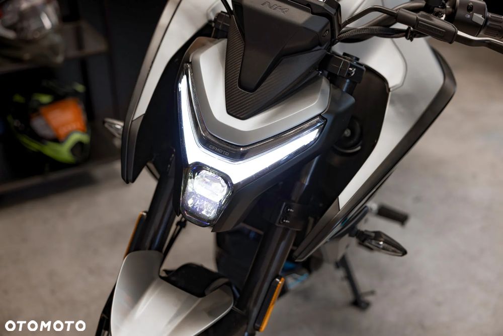 CFMoto NK - 5
