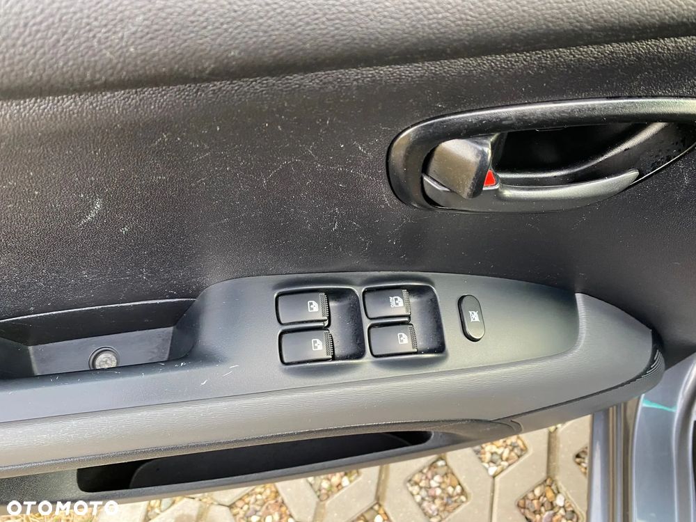 Hyundai i10 1.1 Edition 20 - 26