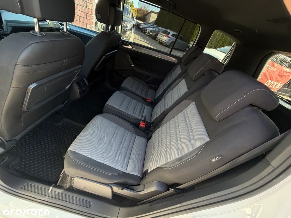 Volkswagen Touran 1.5 TSI EVO Highline DSG - 34