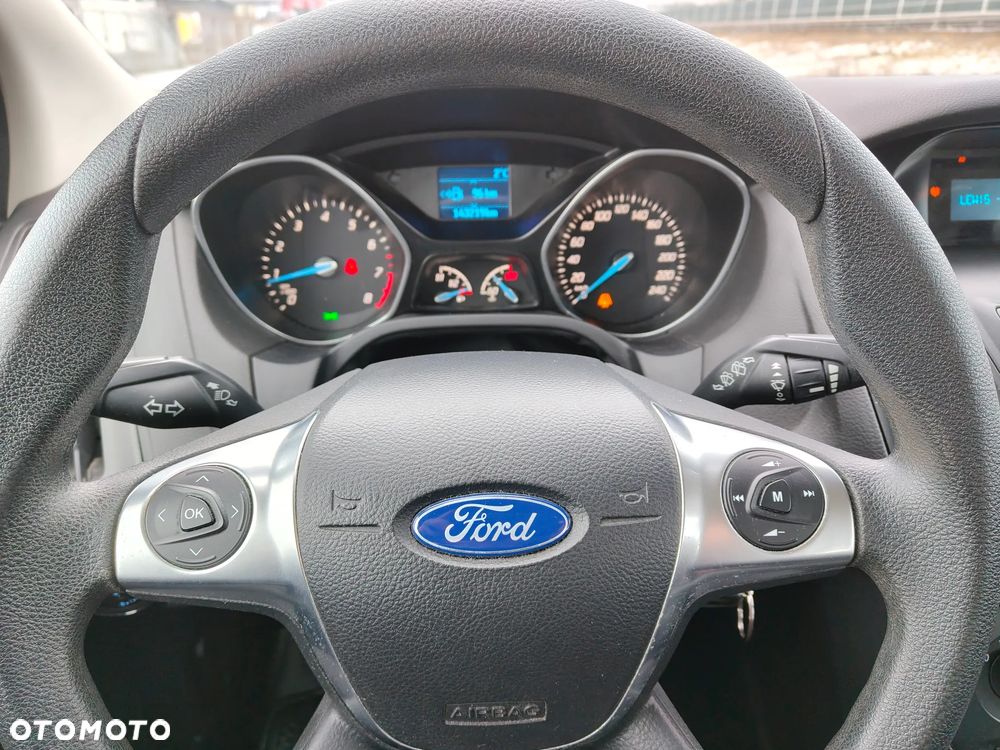 Ford Focus 1.6 Ambiente - 14