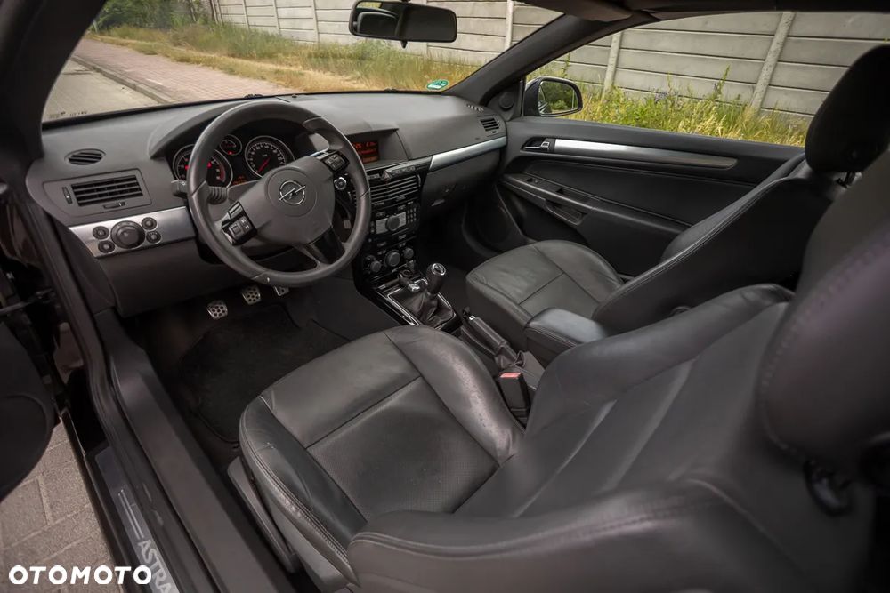 Opel Astra 1.8 - 11