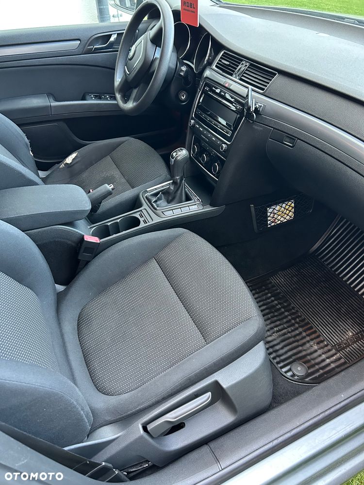 Skoda Superb 1.9 TDI Elegance - 23