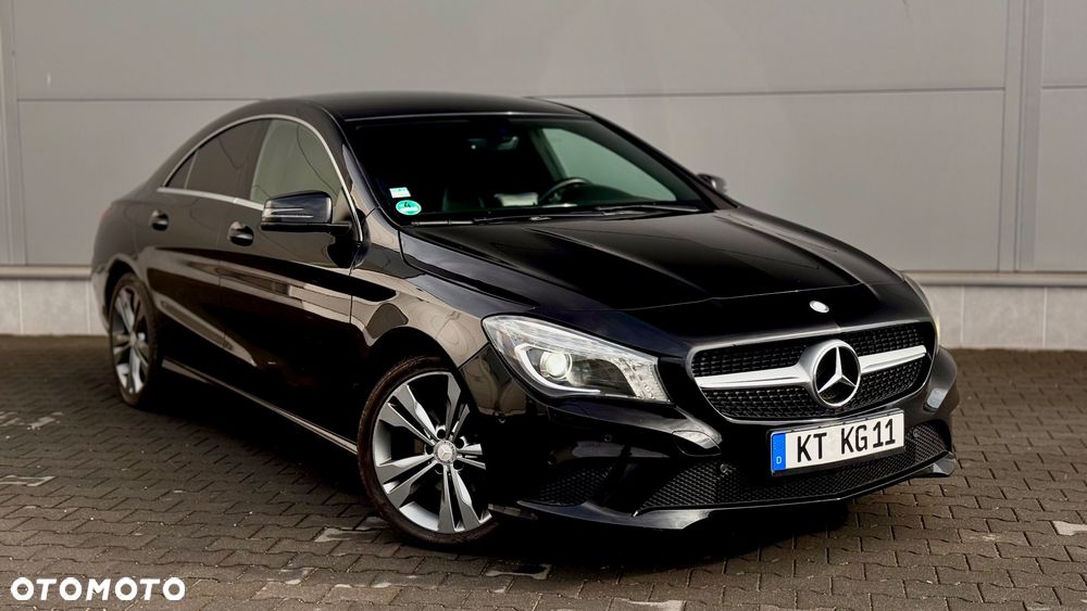 Mercedes-Benz CLA 200 AMG Line - 17