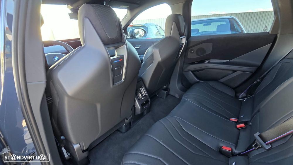 BMW iX3 50 xDrive Pack Desportivo M Pro - 23