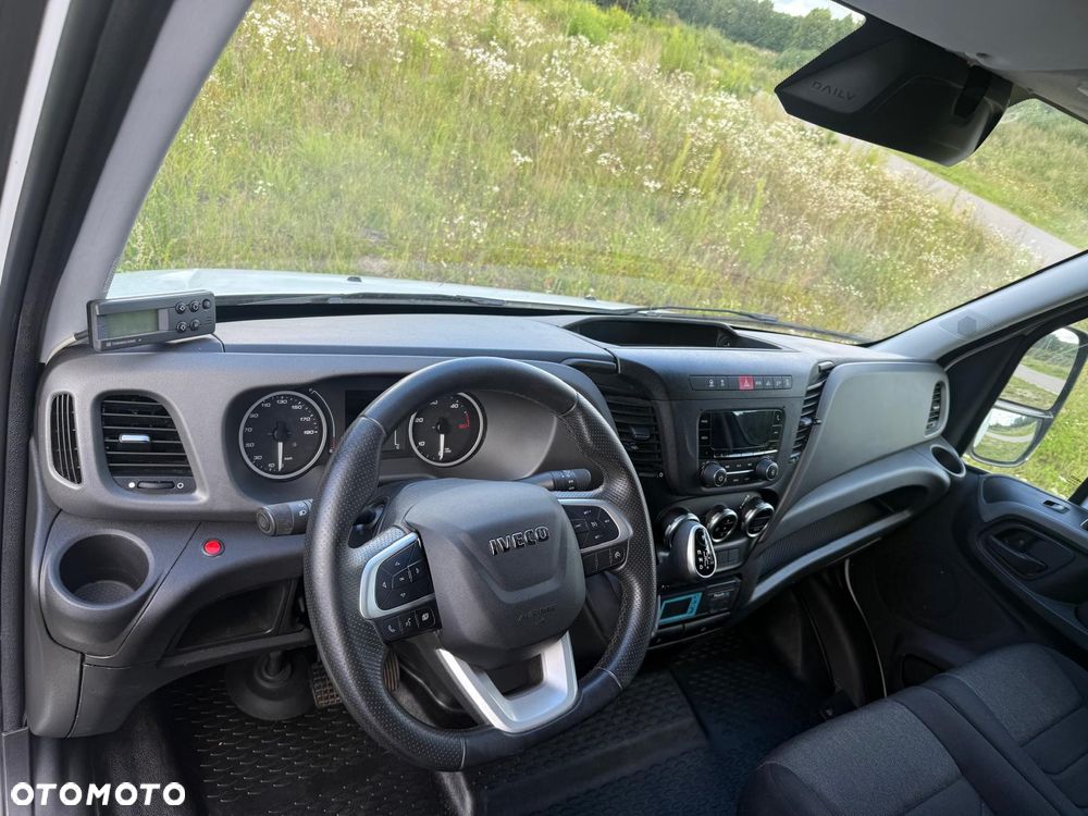 Iveco DAILY - 10
